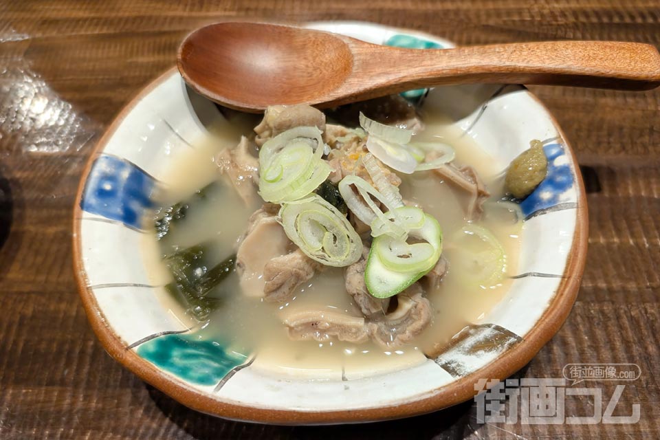 完熟屋本店「馬もつ塩煮込み」