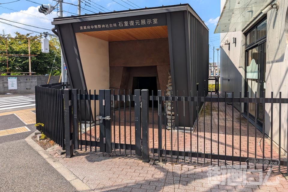 石室復元展示室