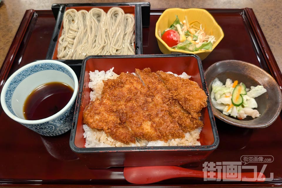 小嶋屋総本店「ロースたれかつ重膳」