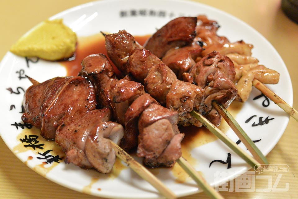 まこちゃん本店「やきとん盛合せ:5本(タレ)」