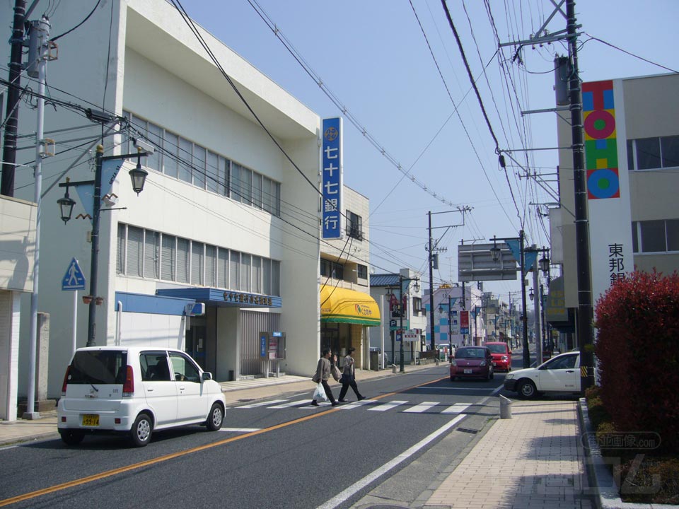 銀座商店街(県道１５号線)