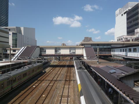 JR八王子駅ホーム写真画像