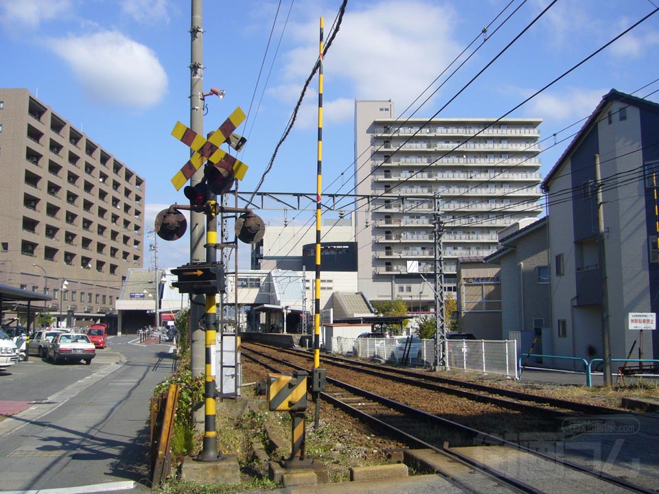 長野電鉄信濃吉田駅北口前写真画像
