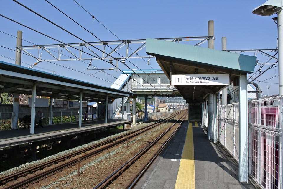 JR三河塩津駅ホーム(東海道本線)