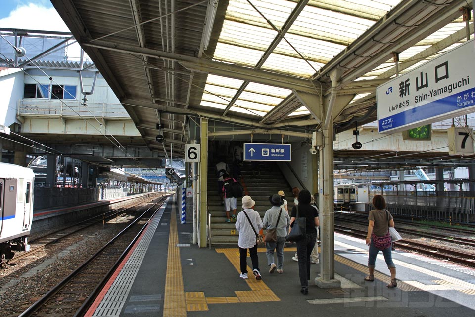 JR新山口駅ホーム(JR山陽本線)