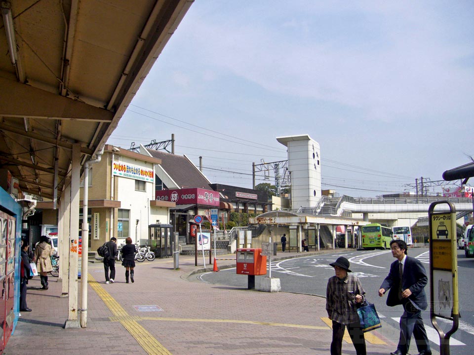 JR折尾駅東口前
