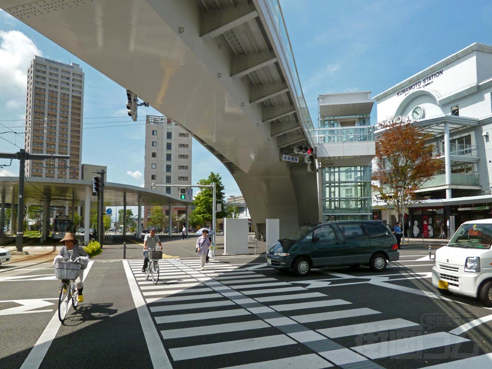熊本駅前交差点写真画像