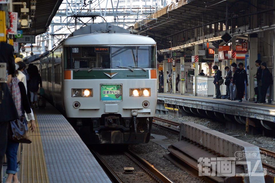 横浜線に特急はあるの?