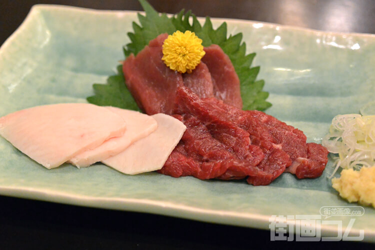 小作の「馬刺し三点盛」