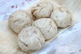 神戸・南京町「老祥記」豚まんは並ぶ価値あり!38分待ちの実食レポ